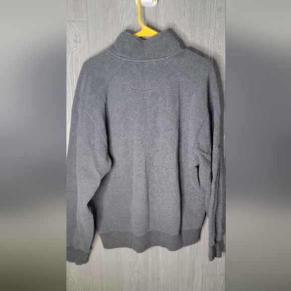 IZOD  Men's half zip sweater size medium cotton/poly blend, gray with navy strip - Picture 5 of 5
